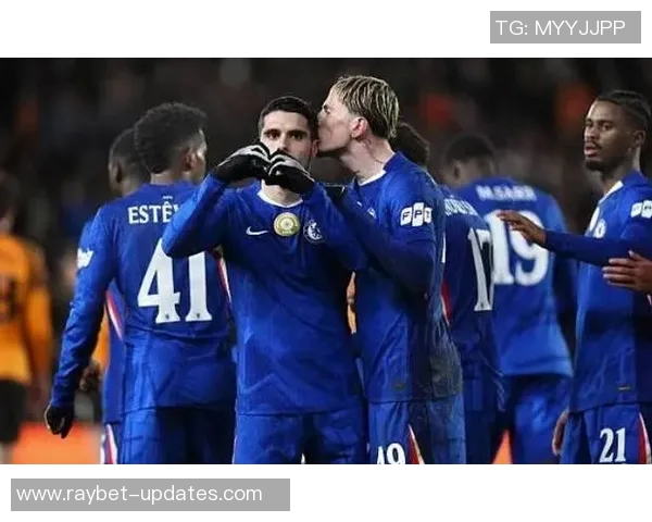 切尔西与里昂友谊赛激战四三帽子戏法引发争议判罚全场沸腾