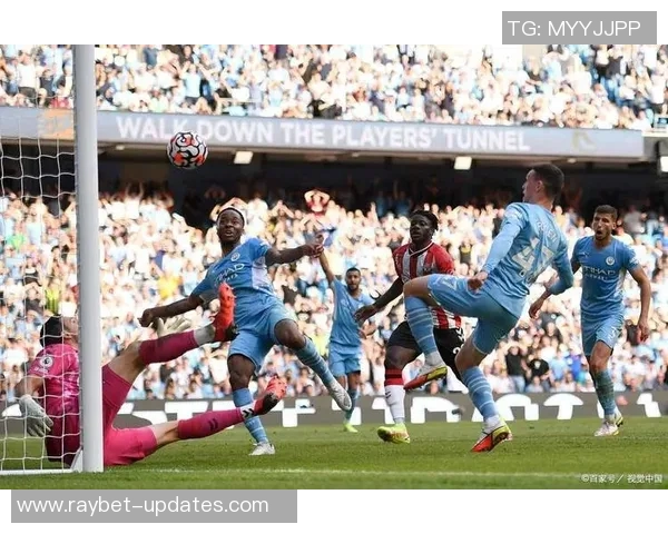 德甲经典对决切尔西逆转里昂红牌争议引发全场热议