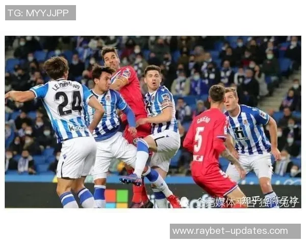 友谊赛精彩回顾AC米兰绝杀阿森纳全场沸腾战术分析